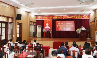 Quy định mới của Ban Bí thư về đối tượng, tiêu chuẩn và phân cấp đào tạo lý luận chính trị